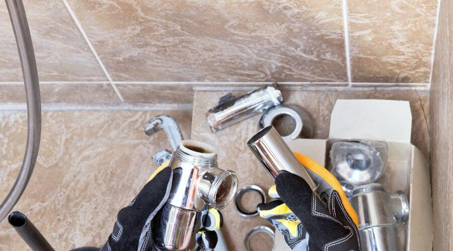 Professional gutter cleaning in Mendon, UT